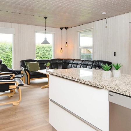 9 Person Holiday Home In Juelsminde Sonderby (Midtjylland) Exterior foto