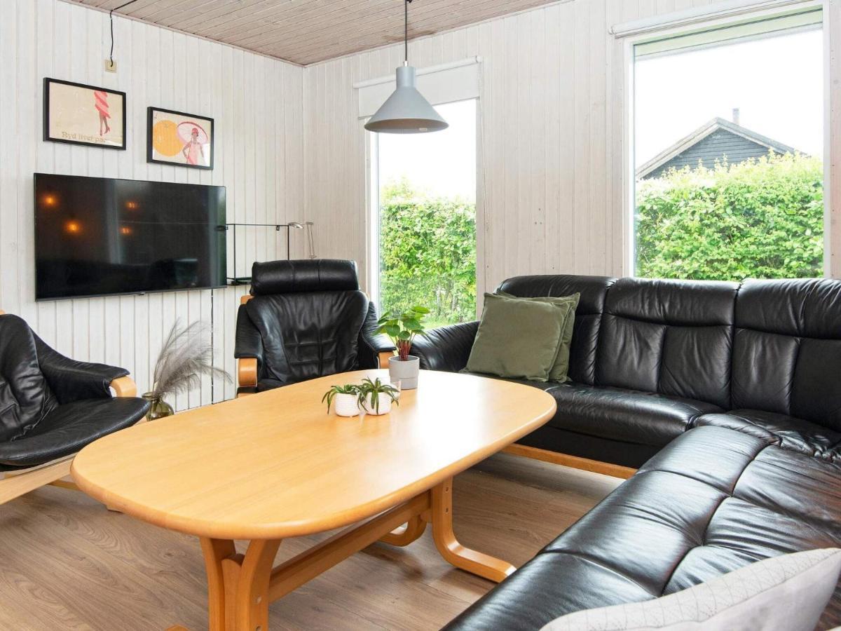 9 Person Holiday Home In Juelsminde Sonderby (Midtjylland) Exterior foto