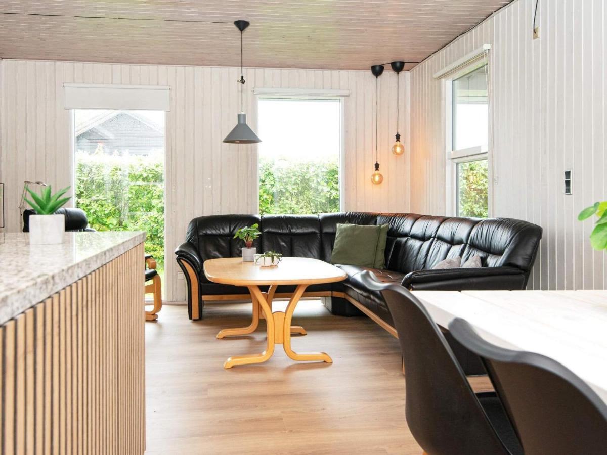 9 Person Holiday Home In Juelsminde Sonderby (Midtjylland) Exterior foto